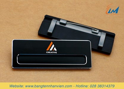 Bảng tên nam châm thay tên